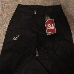 Woman’s marker brand ski pants